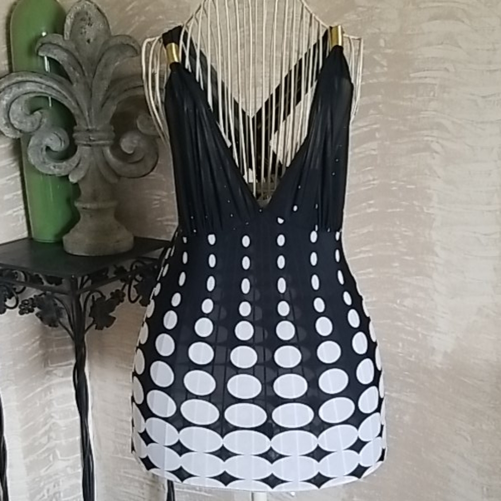 Black and white polka dot top